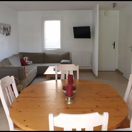 Maison Climatisee Avec Jardin Proche Semesterbostad *