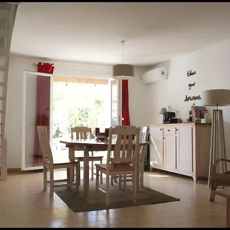 Maison Climatisee Avec Jardin Proche Sanary-sur-Mer