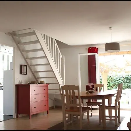 Maison Climatisee Avec Jardin Proche Sanary-sur-Mer